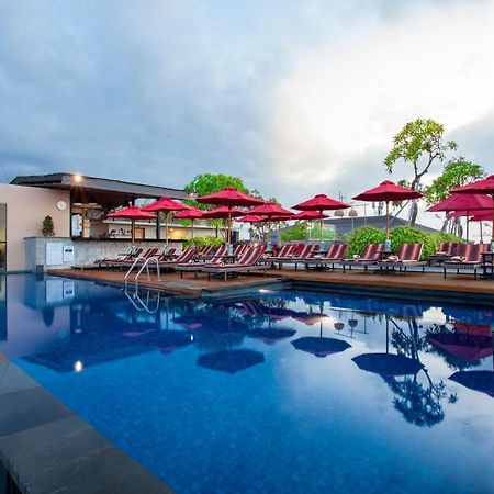Sevn Legian Hotel Екстериор снимка
