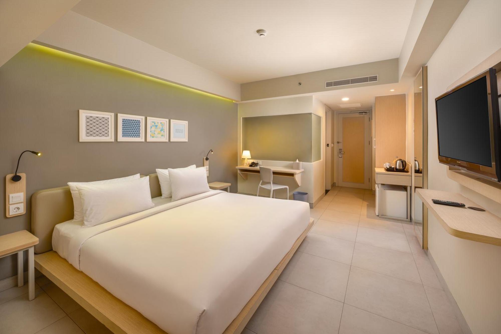 Sevn Legian Hotel Екстериор снимка