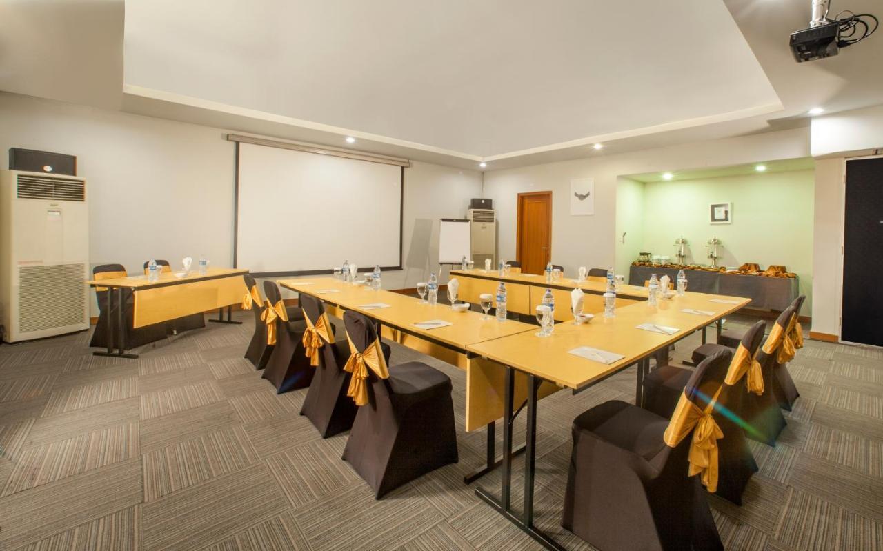 Sevn Legian Hotel Екстериор снимка