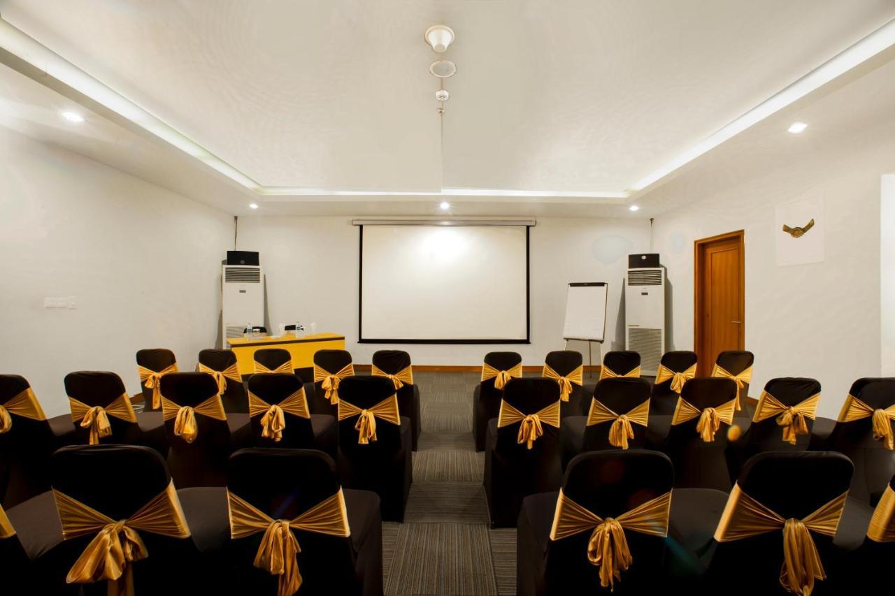 Sevn Legian Hotel Екстериор снимка