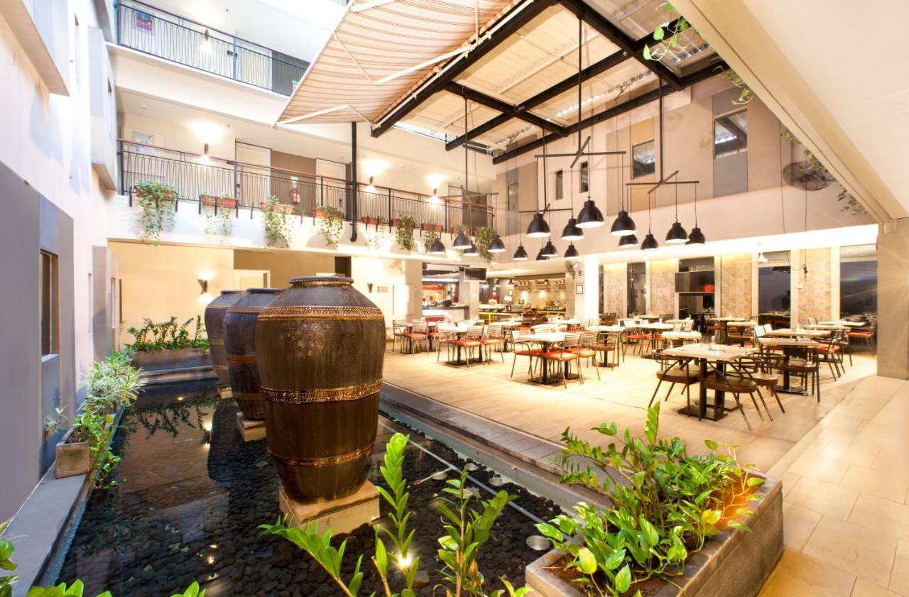 Sevn Legian Hotel Екстериор снимка